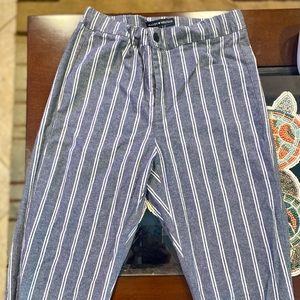 Brandy Melville cropped pants, only worn a few times